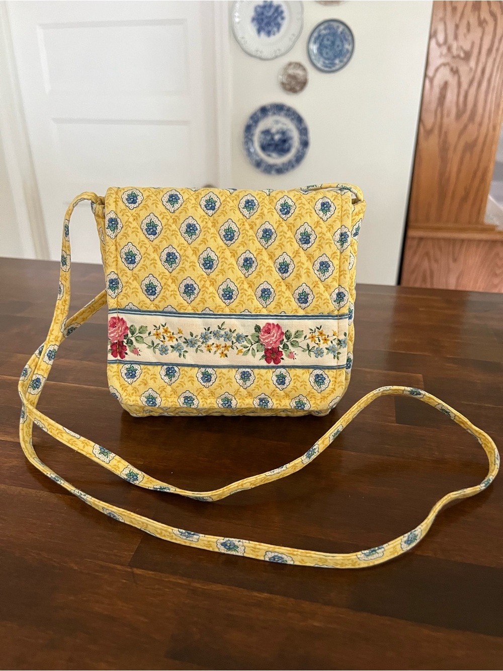 Vera Bradley Vintage Elizabeth Crossbody